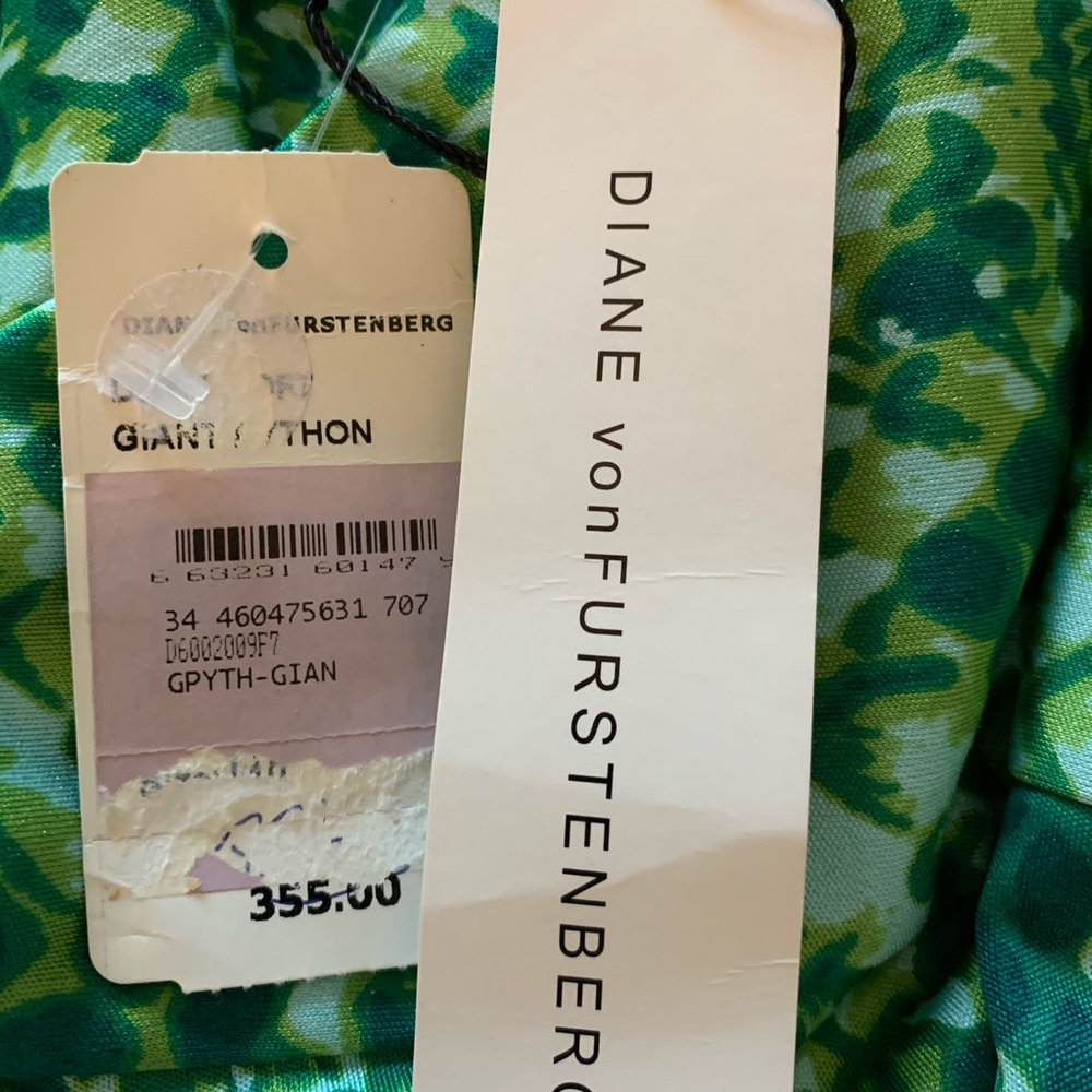 Diane von Fürstenberg Suron Wrap Dress - Picture 5 of 5